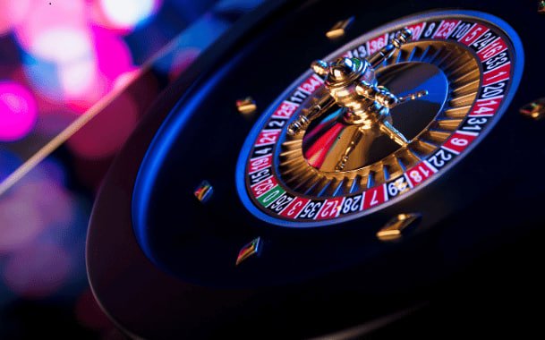 Meja blackjack langsung katak777 dengan dealer profesional dan kamera HD
